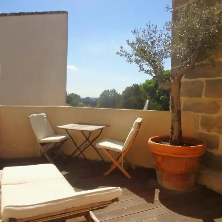 Les Toits D'uzes