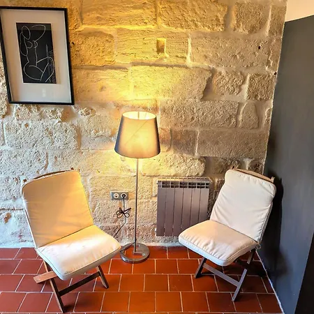 Les Toits D'uzes Daire Uzès